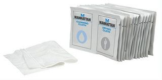 MANHATTAN Multi-Surface Cleaning Kit, Alcohol-free, 16 Twin Packets (wet+dry), 437042 